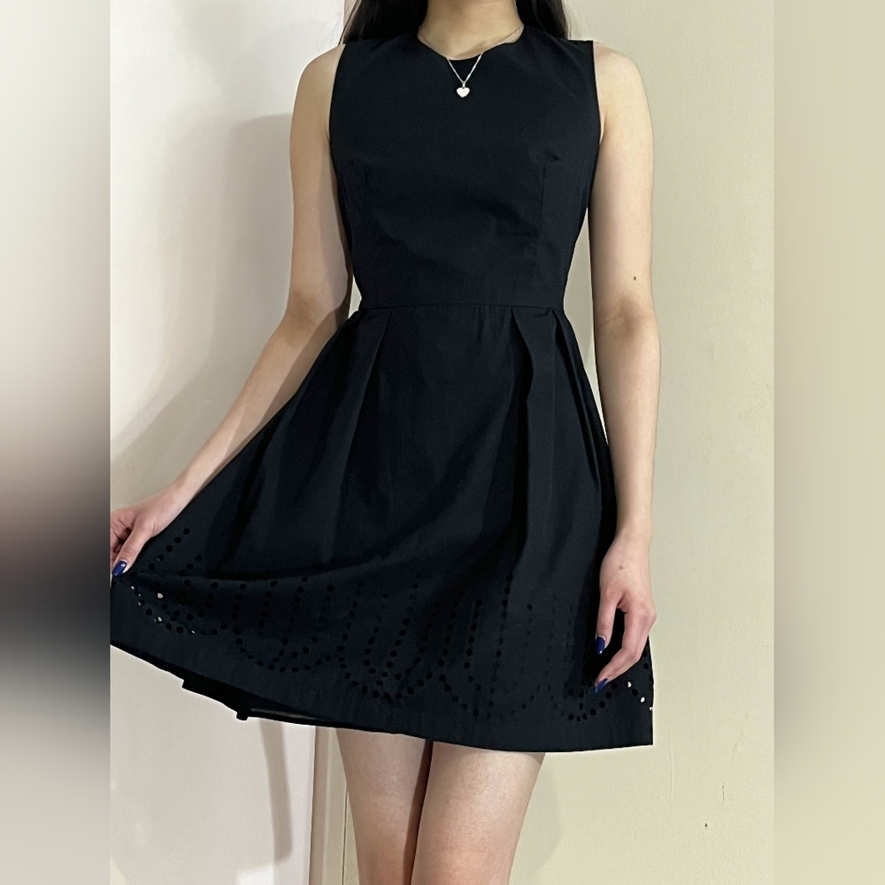 Gap Design & Crafted Black Laser-Cut Fit and Flare Sleeveless Dress - Size 2